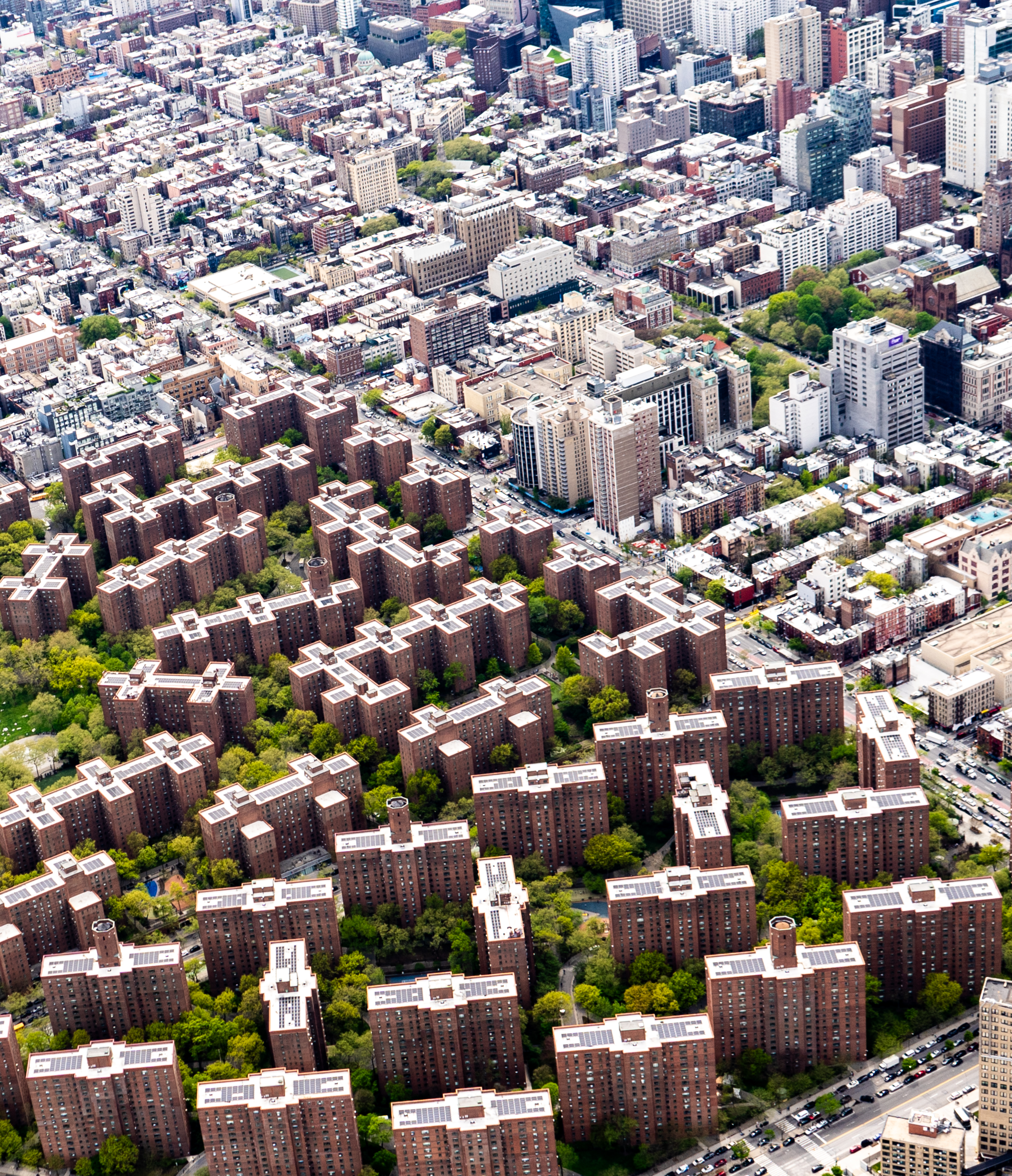 Caption: Bird’s-eye view of apartment buildings in Stuytown, originally built as affordable housing for World War II veterans, but later converted to mixed income housing. Photo by Rudrani Ghosh.